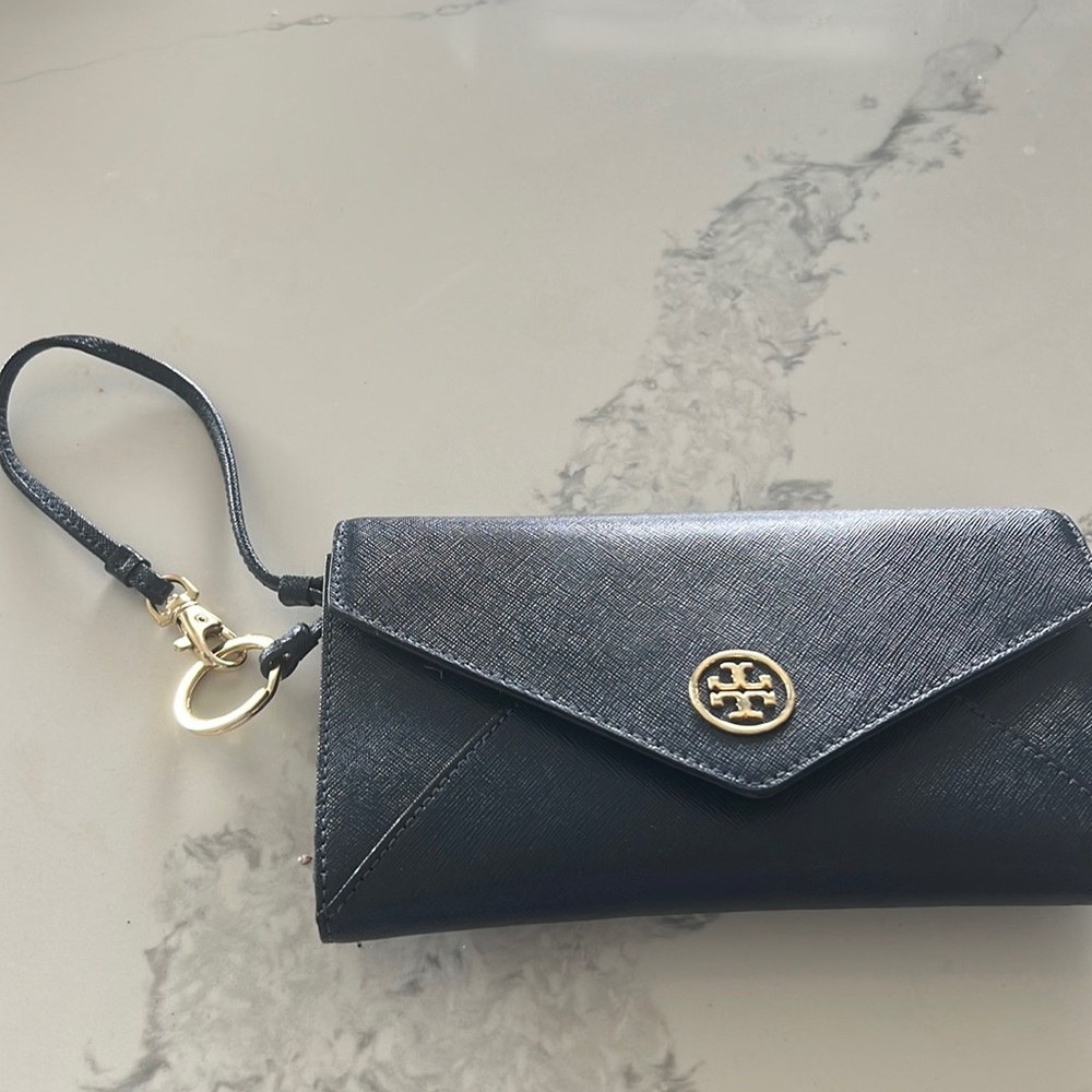 Tory Burch wallet and wristlet